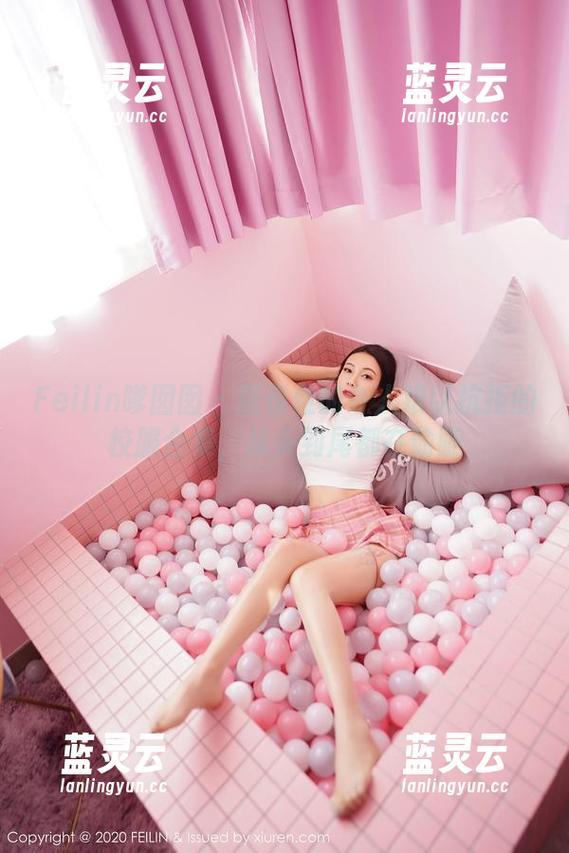 Feilin嗲囡囡 - 张俊佳的令人难以抗拒的校服合集，从头到尾都在偷瞄