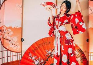GIRLT果团网 – 从锅铲到相机，陈雅漫的厨娘写真图集让你重启味觉回忆！