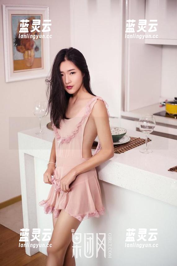 GIRLT果团网 - 不一样的修女：从黄歆苑手中得到的无圣光与原图馈赠