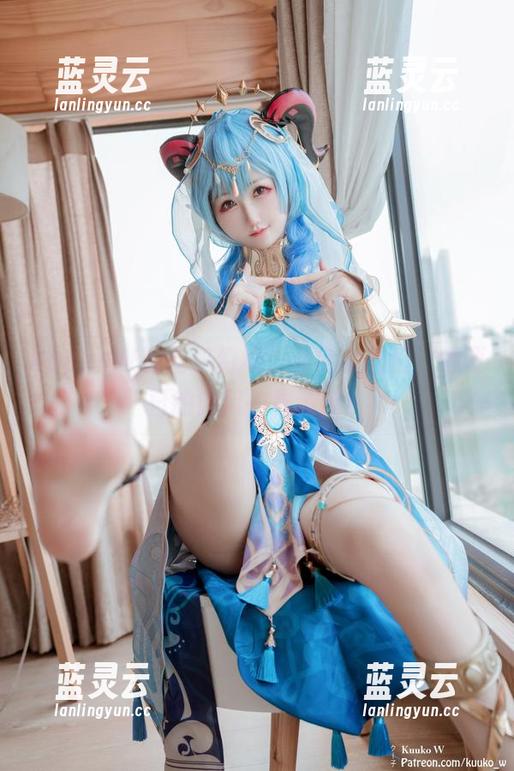 KuukoW的图包幻境：私房女孩们，像夏日的微风一样清新！