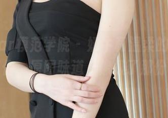 MFStar模范学院 – 奶牛和温柔的柔，都在线等你，原图味道，像极了那份闲适。