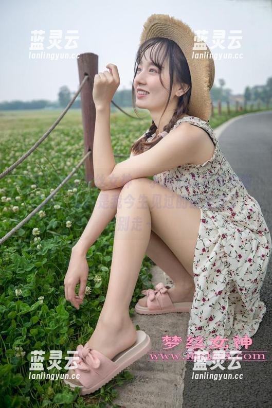 MSLASS梦丝女神 - 小糖心的写真来啦：这腿，可能是我今生见过的最美腿了，别走～