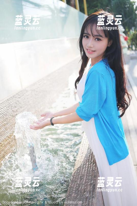 MyGirl美媛馆 - 狐小妖Baby的校服图集：更新黑板上的小作业！