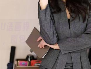 XIAOYU语画界 – 当豆瓣酱女王遇上镜头，图包里全是女王范儿！