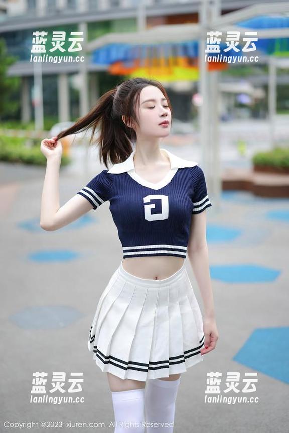 Xiuren秀人网-奈奈Fox Xiuren秀人网 - 偷偷欣赏:奈奈Fox的私房图集,妹妹的那些小心思真可爱!