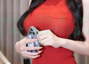 Xiuren秀人网 – 原图一角，蕾丝中藏着的心思，林文文的合集可比你想象的更丰富。