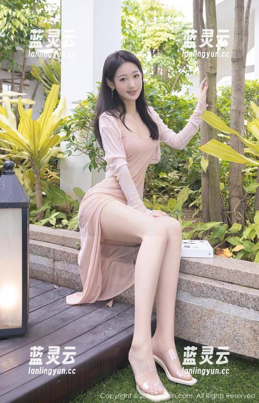 Xiuren秀人网 - 隔着屏幕都能感觉到桓淼淼的优越感：无圣光女王合集，敢看就来！