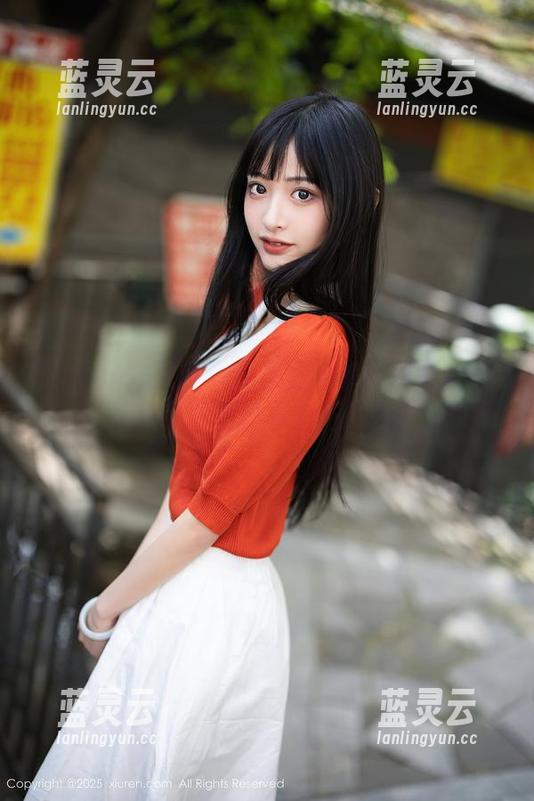 Xiuren秀人网-盼盼龙女sunny Xiuren秀人网 - 原图里的盼盼龙女sunny:从眼镜后面窥探那个不那么严肃的她