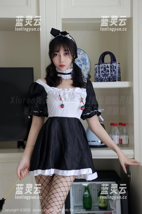 Xiuren秀人网-陈柒柒 Xiuren秀人网 - 原图不过是长腿的开场,私拍:陈柒柒,可能不只一双腿哦