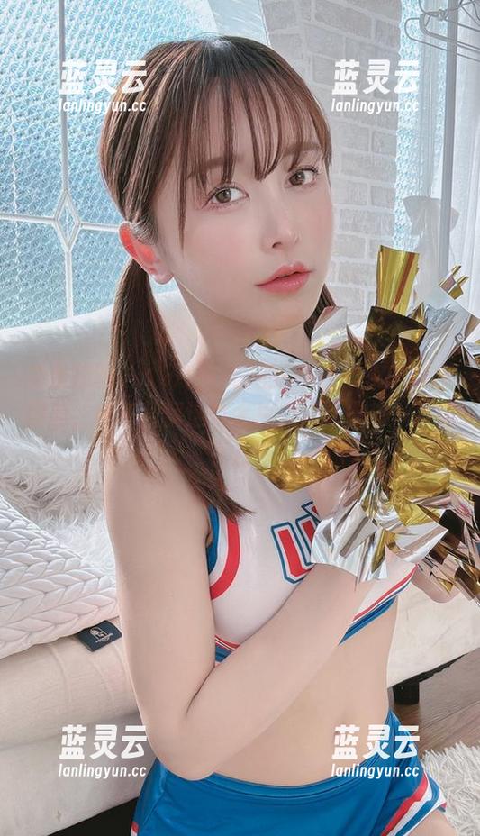 免费接收いくみ(育美)的Fantia-2021年图册，快来翻翻这些大片，保证你想一直看下去！