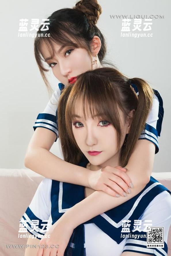 丽柜 - 高清精彩，文欣的短裙像是驻留在我脑海里的画面
