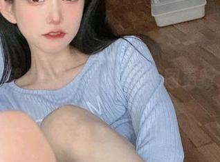 别眨眼！倦倦喵的牛仔裤新美图更新火热出炉