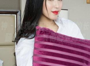 克拉女神 – 发现大阳无圣光版的长腿合集，腿是主角，其他都靠边站。
