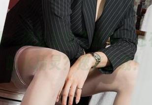 克拉女神 – 浴缸里除了江琴，还有童话里的水精灵？速来下载！