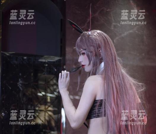 谁说水手服只能在海边秀？刺青Poi的网盘直送一份海洋气息，快来瞧瞧！