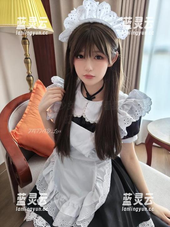 美图里的发条少女yoki：看我如何用瑜伽打破沉默！