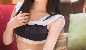 头条女神 – 总有那么一瞬，蔡楠与心中女神的作品对话