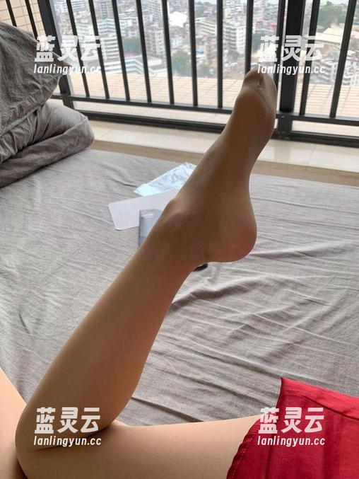 微密圈 - 圣诞美图展示，小仙女ELaine和她的“袖子”造型太绝了！