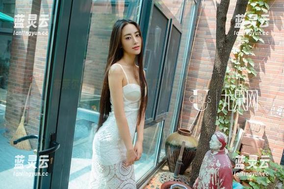 尤果网-布莱尔昆娜 尤果网 - 布莱尔昆娜给你展现女王范儿,不妨观看下这个图包,哈哈!