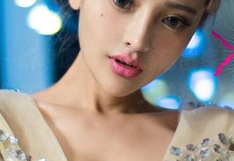 尤果网 – 听说谭晓彤的高清图库里，姐妹们在打拼‘姐’义的梦想！