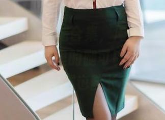 尤蜜荟 – 下载美腿合集，周妍希让我明白了：不止健身房里的腿可以长，原来屏幕前的腿也能长！