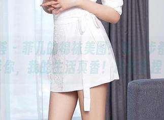 尤蜜荟 – 菲儿的棉袜美图：每一步都在告诉你，我的生活真香！精选拿捏了