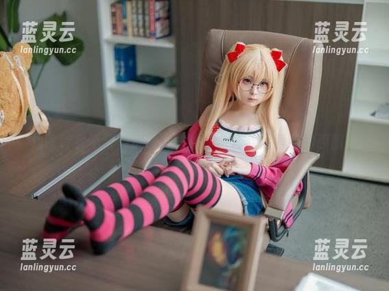 幼水铃衣不打马虎眼，敢给你全套秋月爱莉的原图。