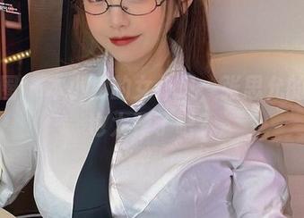 微密圈 – 本小姐的女仆风，张思允的美图也太赞了吧？