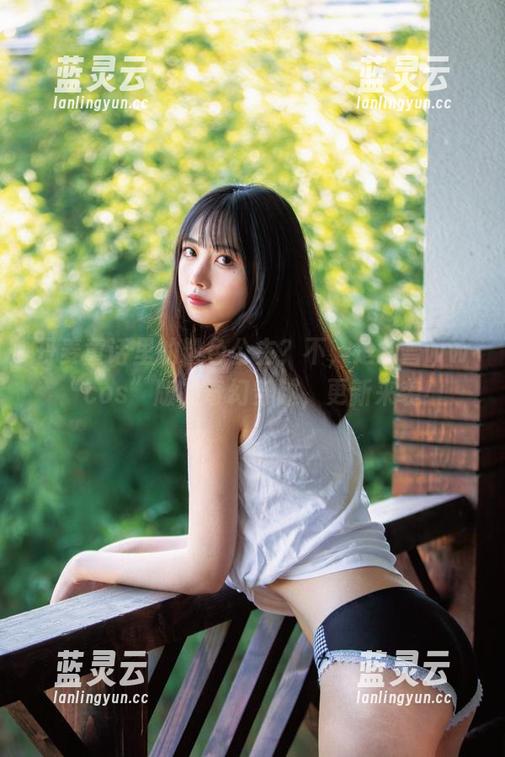 丹麦童话里的粉色公主？不，是念雪ww“cos”版的奇幻穿越，更新来袭！