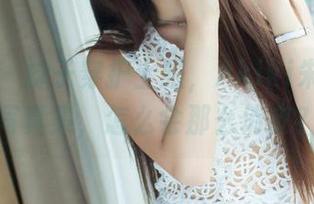 推女神 – 妹子穿护士服，Akiki朱若慕的写真集，怎么会那么俏皮？