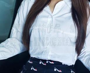 推女郎 – 吻熙的学妹作品，情感的调味品，轻轻一瞥就能涨红脸。