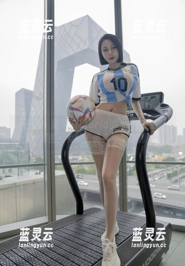 微密圈 - 果儿Victoria的女仆作品集：那些另类的“请乖乖”时刻