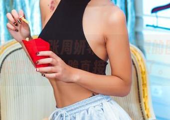 果团网 – 每一张周妍希穿体操服的图片都在撩拨，干脆直接下载算了。