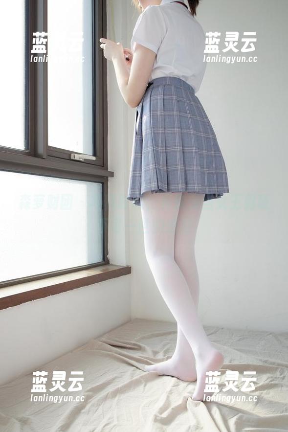 森萝财团 - 写真时间，有媛媛当女王假装不可一世的感觉