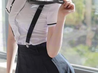 模范学院 – 更新！李雅柔182CM的办公室：趣味和职场的完美碰撞
