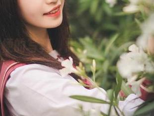 沧霁桔梗的写真，需要几千年的时间好好品味。