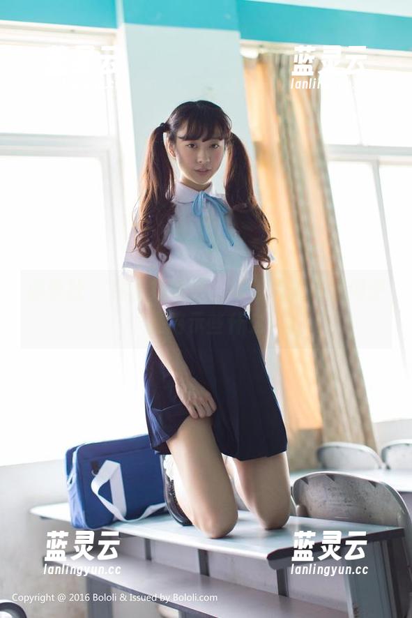 波萝社-柳侑绮 波萝社 - 在图集之外,柳侑绮的剑道似乎在暗示些什么