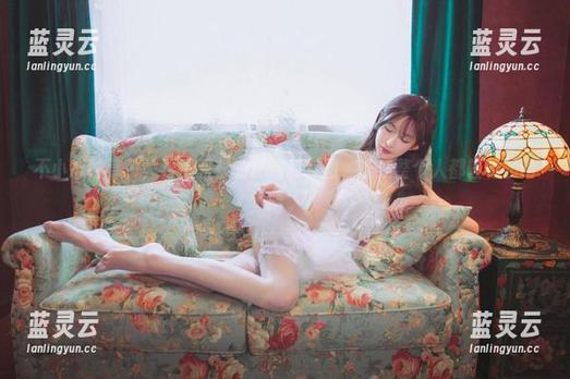 不小心种草了，看王羽杉的私拍和套图，让我整个人都轻松了哈哈。