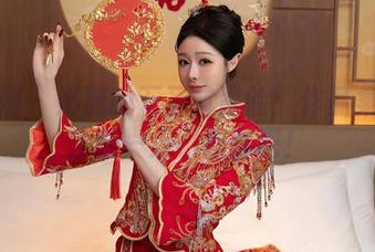 秀人网 – 奶瓶的万圣节冒险：作品集？再分享一点小趣事吧！