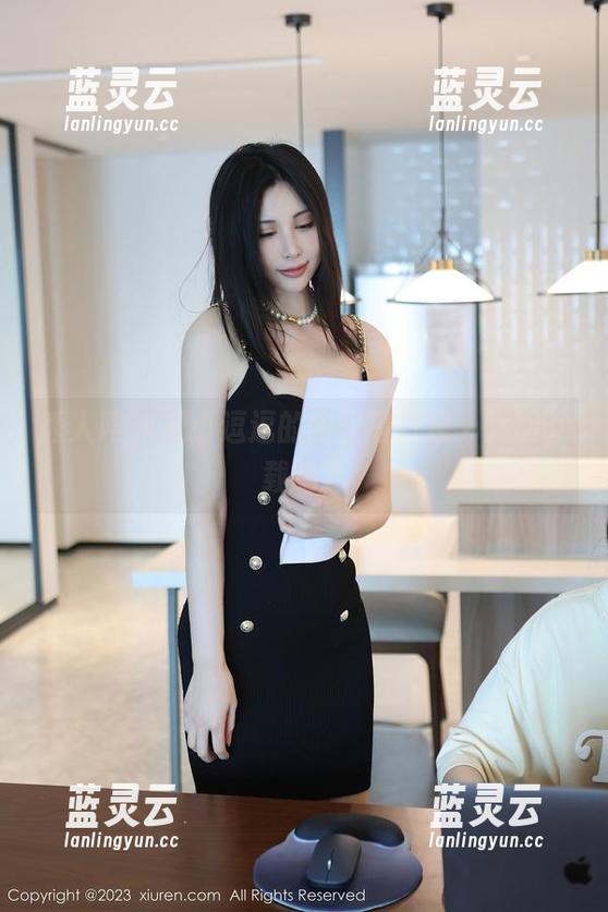 秀人网 - 是小逗逗的教室写真集，大胆下载吗？