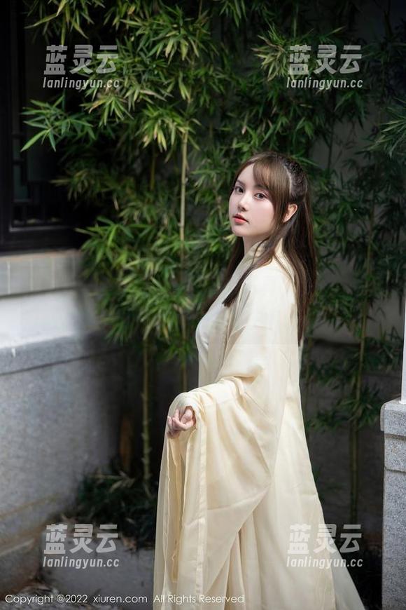 秀人网 - 这福利级的护士写真，梦灵儿Mini的医术让人好想住院啊。