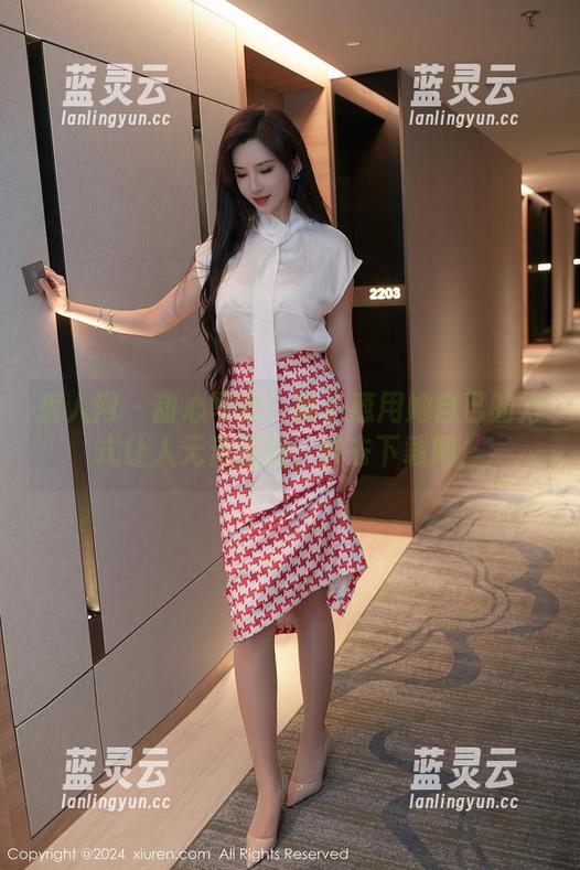 秀人网-谢小蒽 秀人网 - 甜心写真:谢小蒽用她自己的方式让人无法抵挡,快去下载吧!
