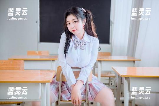 穆零Mu0的最新作品集，吊带只是表象而已？