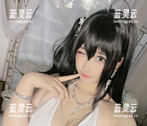 当糖果果Candy邂逅女神，全套作品在这里飘了起来