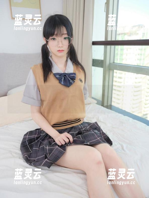 紧急企划 - 最新的龙崎聆音肉丝图包，果然总是撩得人心痒痒。