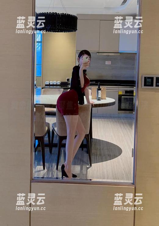 微密圈 - 图片聚焦：脸红Dearie在线演绎公园里的日常，趣味横生