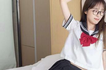 袜啵啵 – 全套写真必看，瑶瑶的裤里丝戳中我的小心脏。