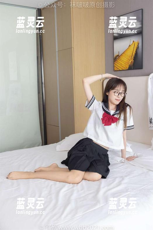 袜啵啵 - 全套写真必看，瑶瑶的裤里丝戳中我的小心脏。