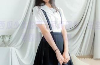 看！西瓜少女的丽江写真图包，完全不需要额外的滤镜呀！