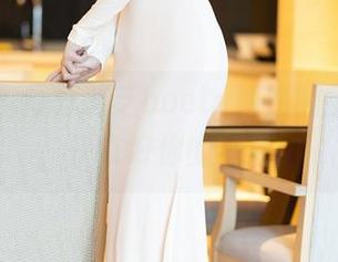 语画界 – 打开芝芝booty姐姐的全套写真，快拿好你的小心脏